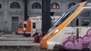 El Govern, Adif i Renfe creen una oficina tècnica