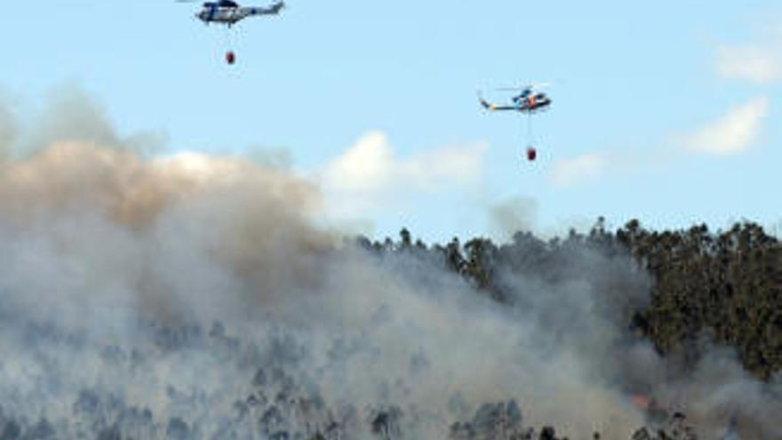 Galicia registró más de 380 incendios en abril, de los que una treintena superaron las 20 hectáreas