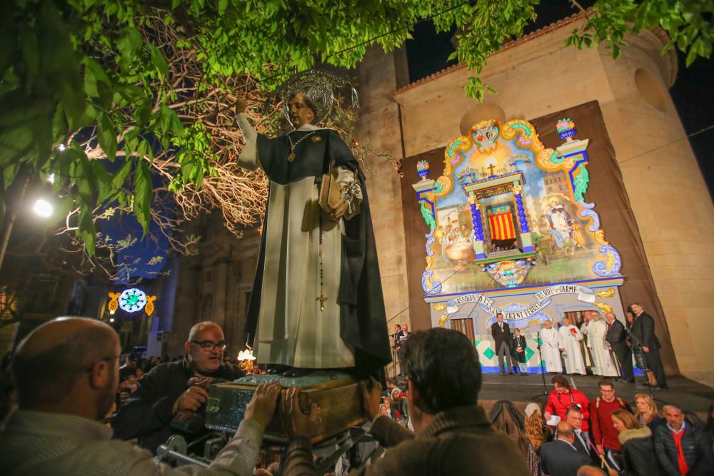 Subida a San Vicente en el Altar del Carmen