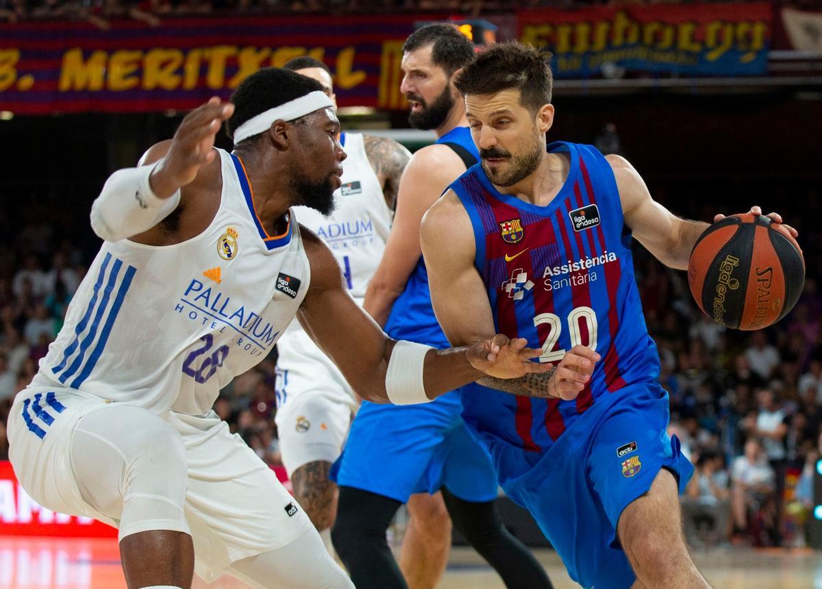 ¡Locura total en el Palau! Así fue el sufrido triunfo del Barça para igualar la final ¡Locura total en el Palau! Así fue el sufrido triunfo del Barça para igualar la final