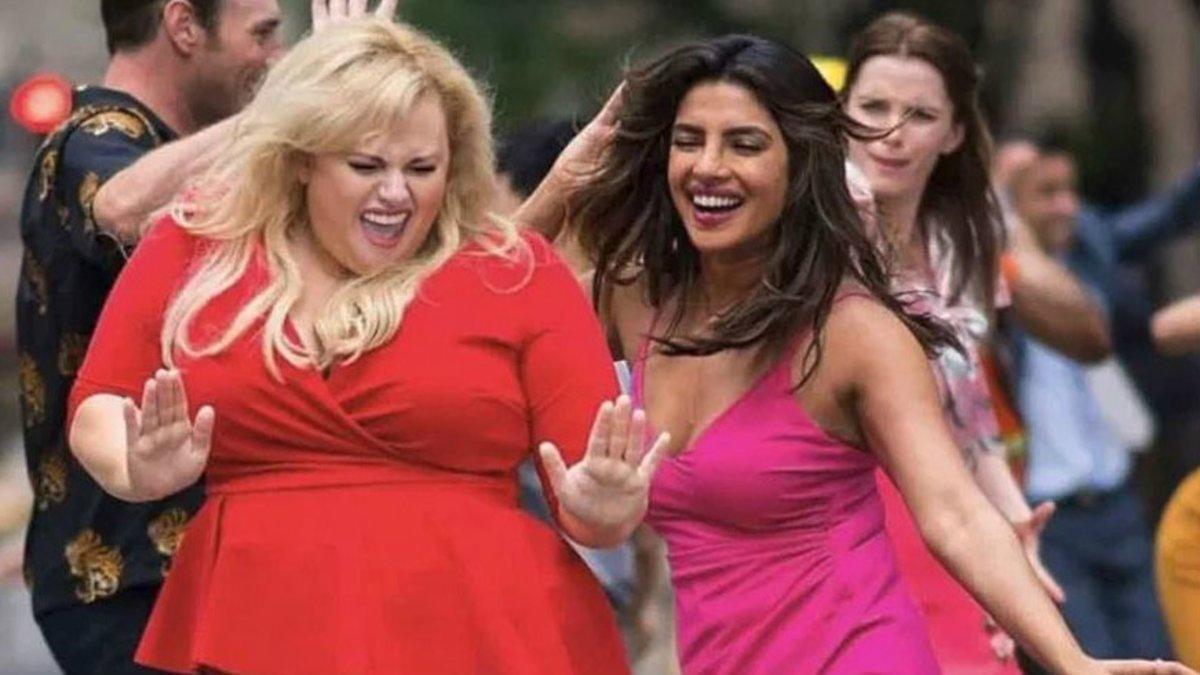 Un fotograma de '¿No es romántico?'