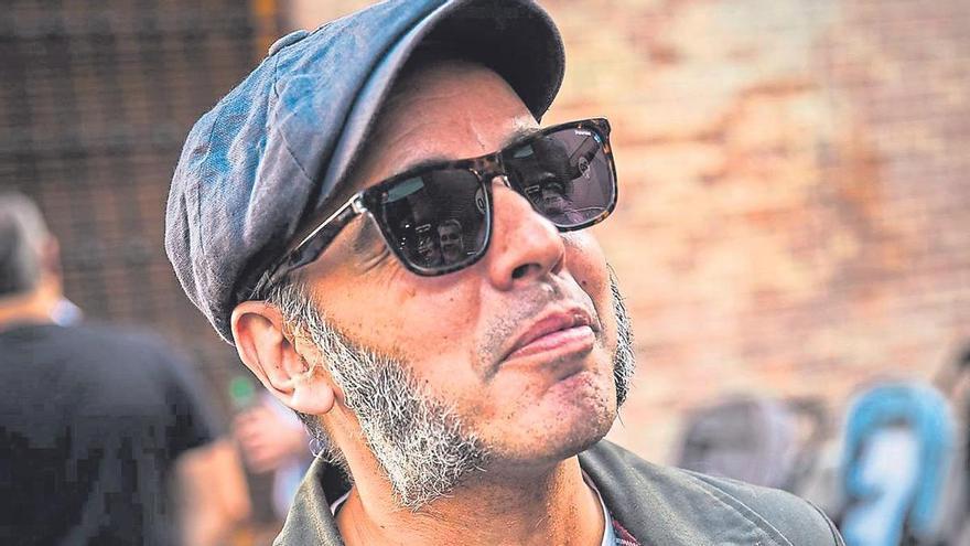 Entrevista a Antonio P. Valcárcel | 'Hurra!' por las bandas independientes