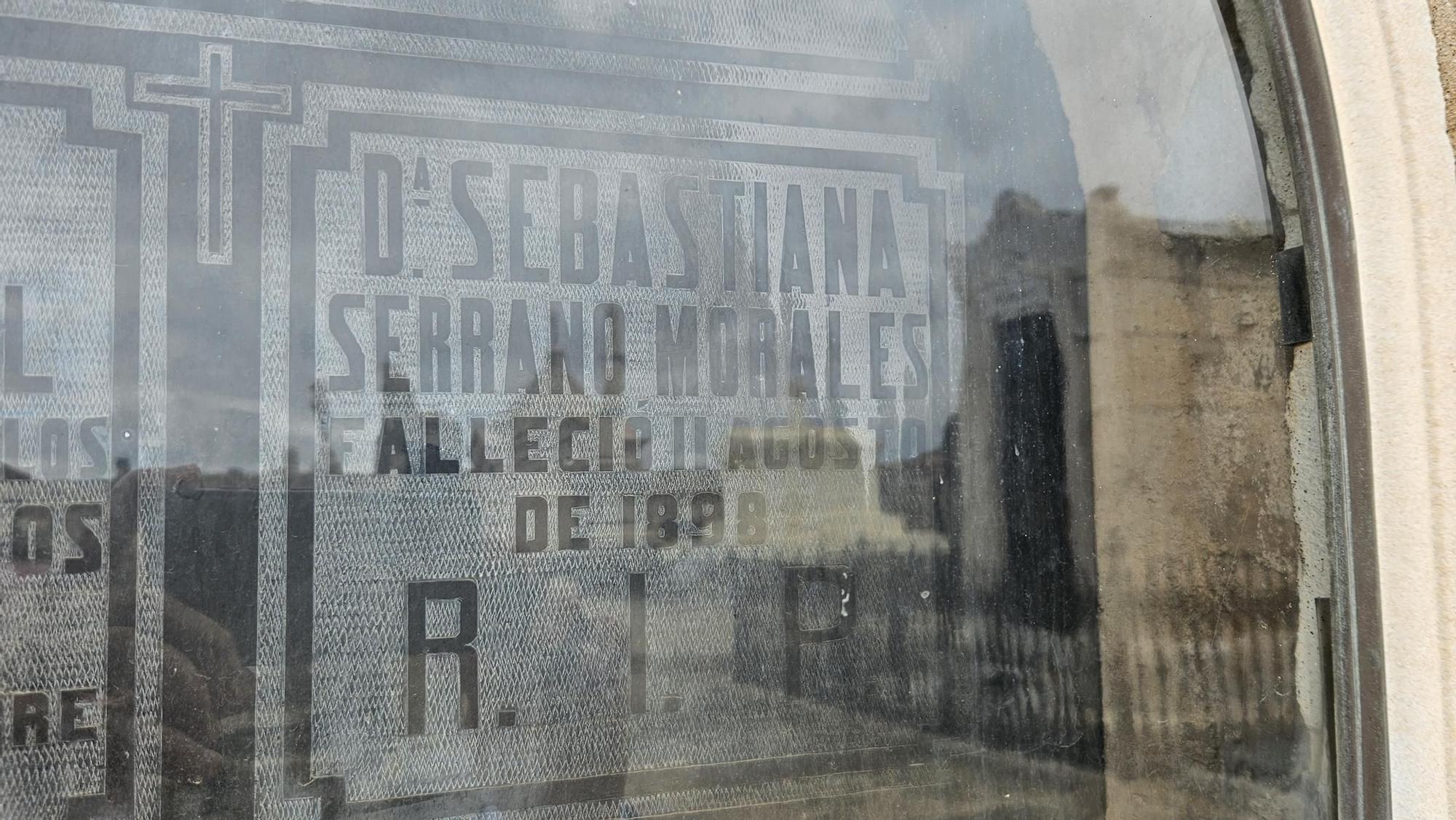 Nombres insólitos en el Cementerio General de València