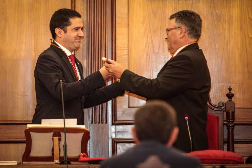 Investidura de Toni Francés como alcalde de Alcoy.