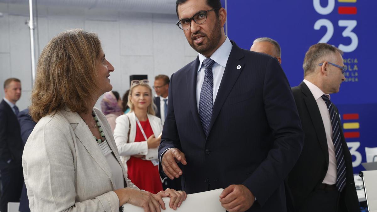 La vicepresidenta Teresa Ribera y el sultán Al Jaber en Valladolid.