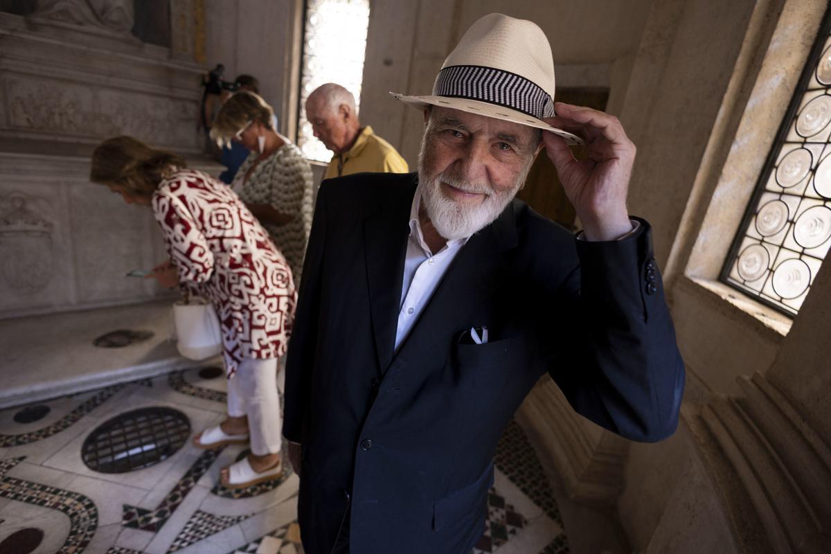 Roma, 09/10/2023.- El pintor italiano Michelangelo Pistoletto presenta su obra en el Templete de Bramante en el 150 aniversario de la Real Academia de España en Roma