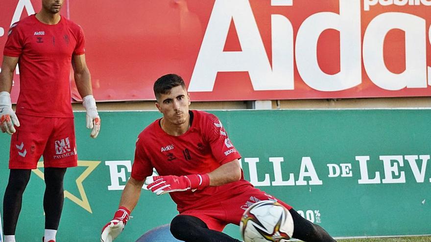 El Real Murcia se va de copas, pero con la mente puesta en la liga