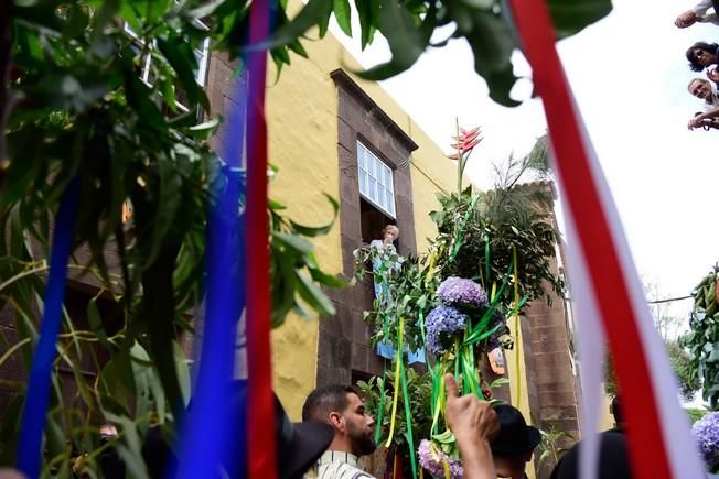 Procesion y Romeria por las Fiestas de las ...