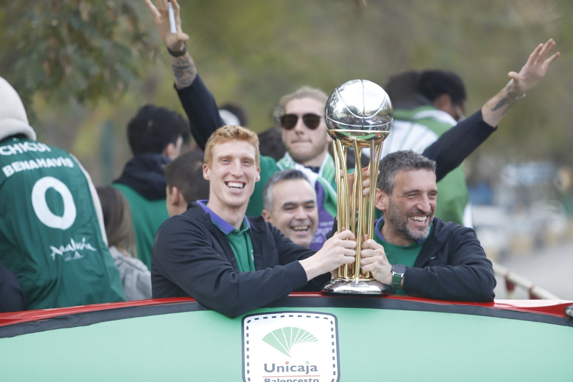 La fiesta del Unicaja, campeón de la Copa del Rey, por las calles de Málaga