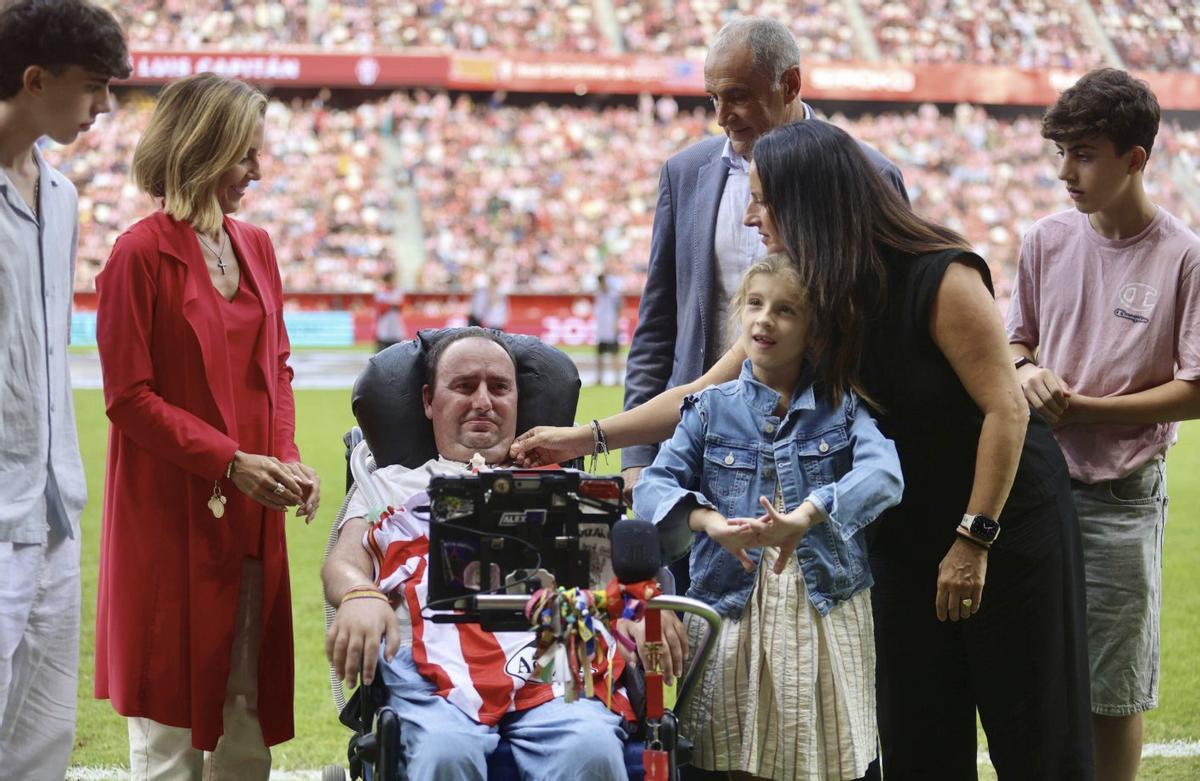El Molinón recupera la alegría junto a Juanjo y Capi