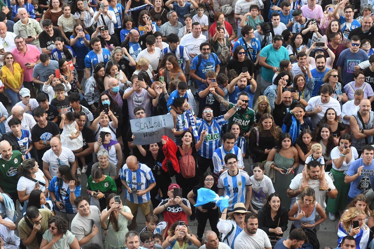 Scaloni, ovacionado en María Pita