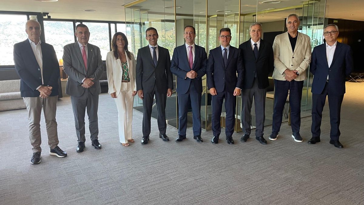 Els membres del Consell Assessor Territorial de CaixaBank a Girona