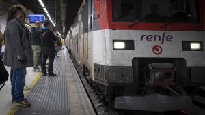 Andén de la estación de Rodalies de Sants, en Barcelona.