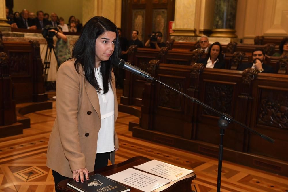 Inés Rey ya es nueva alcaldesa de A Coruña