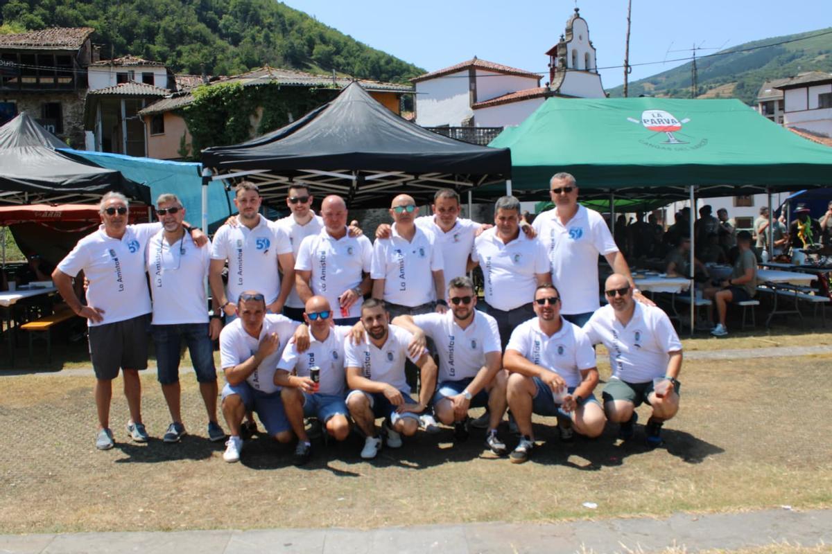 En imágenes: la romería del prao del molín preludia las fiestas del Carmen en Cangas En imágenes: la romería del prao del molín preludia las fiestas del Carmen en Cangas