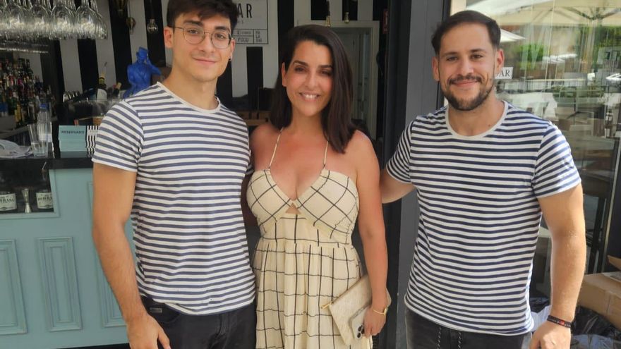 Ruth Lorenzo visita un conocido bar en Mérida