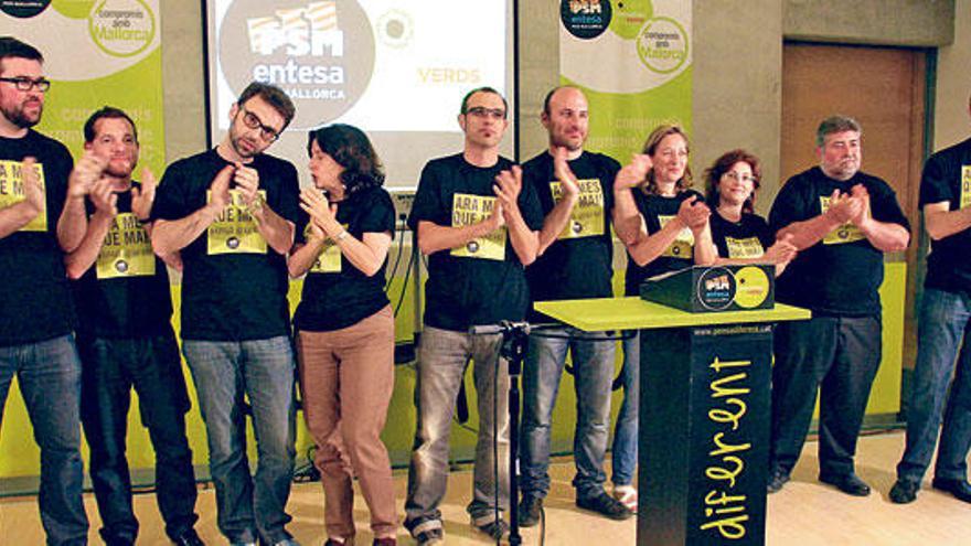 Los miembros de la coalición nacionalista que han conseguido representación parlamentaria y en Cort .