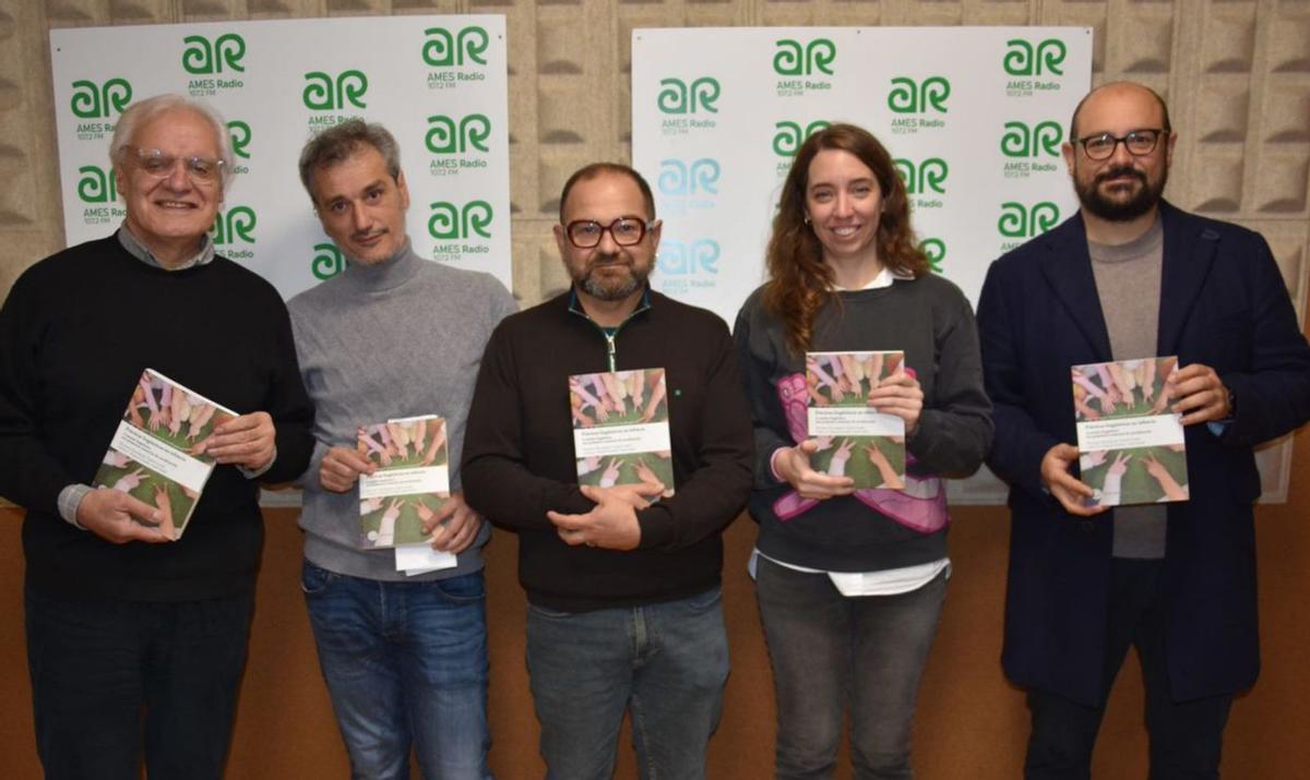 Víctor F. Freixanes, Xaquín Loredo, Ignacio Iglesias, Escarlata Pampín e David Santomil. | // CONCELLO DE AMES