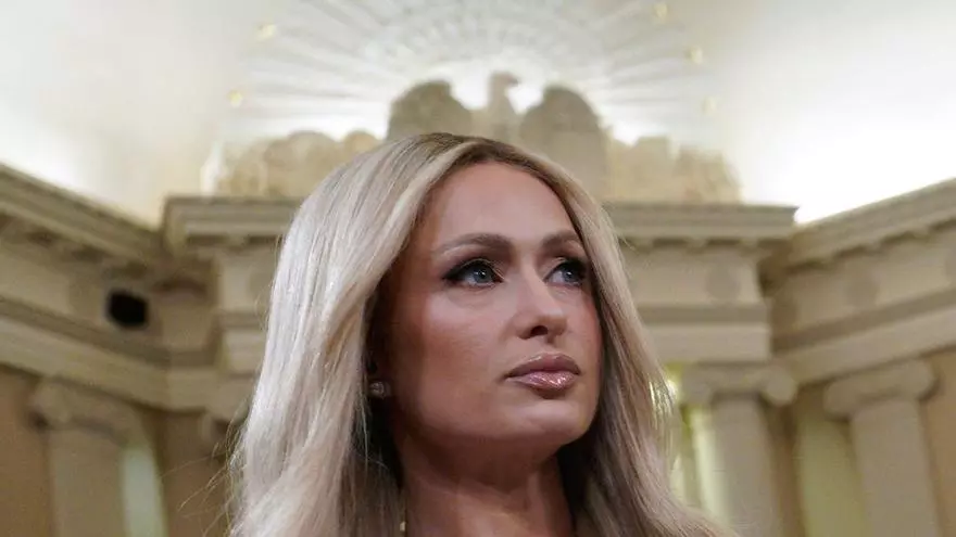 La nueva música de Paris Hilton le gusta, sobre todo, a bebés