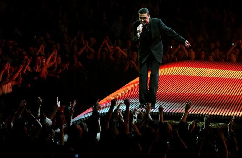 Actuaciones y posados de George Michael