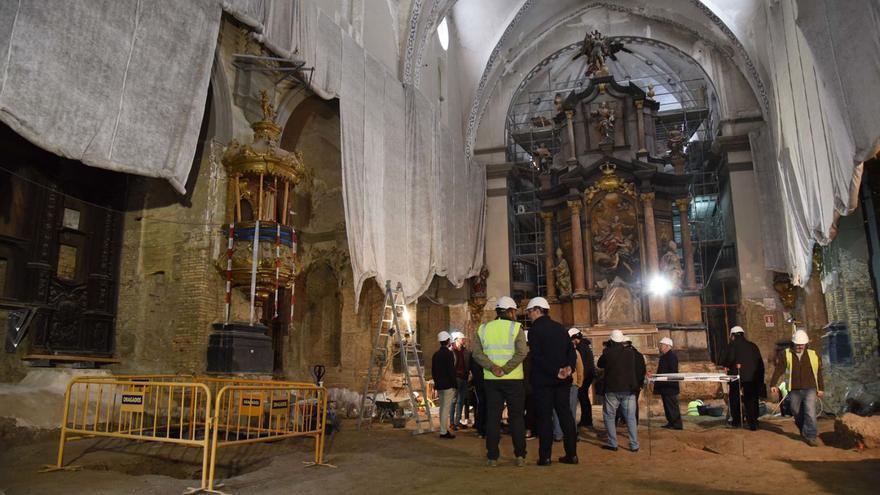 Obra en el interior de la iglesia zaragozana de La Magdalena.