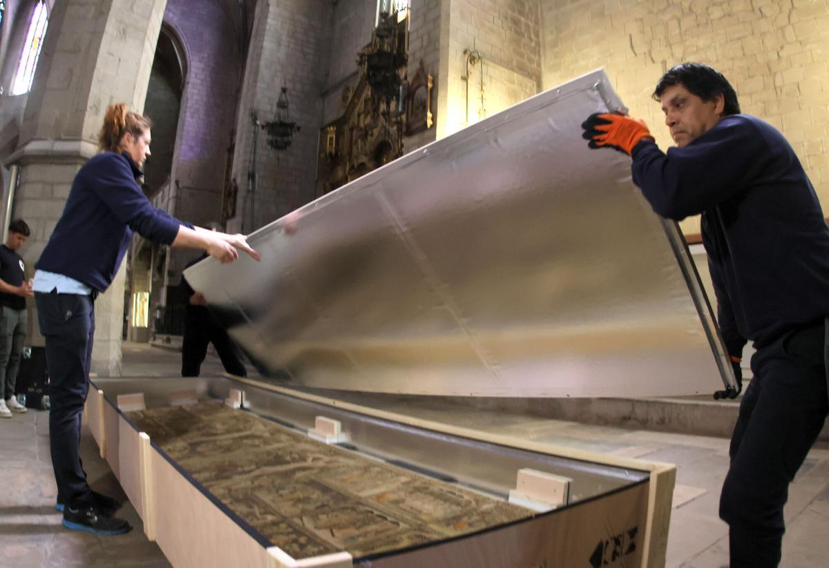 Embalaje y retirada del frontal florentino en Manresa, con destino a Madrid.