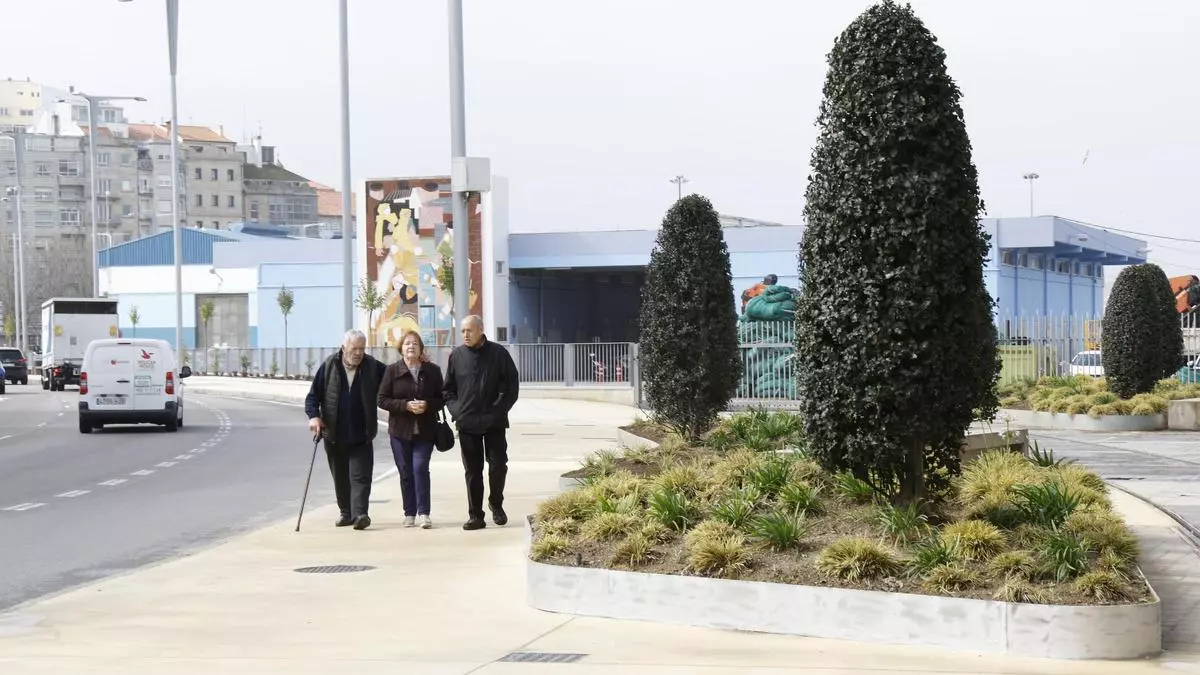 La senda ciclopeatonal del Puerto alcanza ya los 3 kilómetros con la apertura del tramo de O Berbés