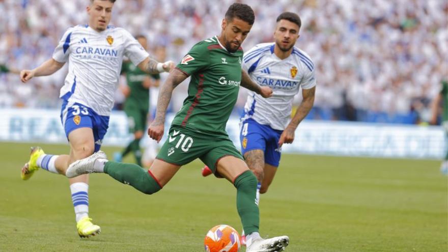 Resumen, goles y highlights del Zaragoza 2-2 Eibar de la jornada 35 de LaLiga Hypermotion