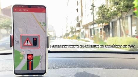 Alerta a los conductores del posible riesgo de saltarse un semáforo en rojo.