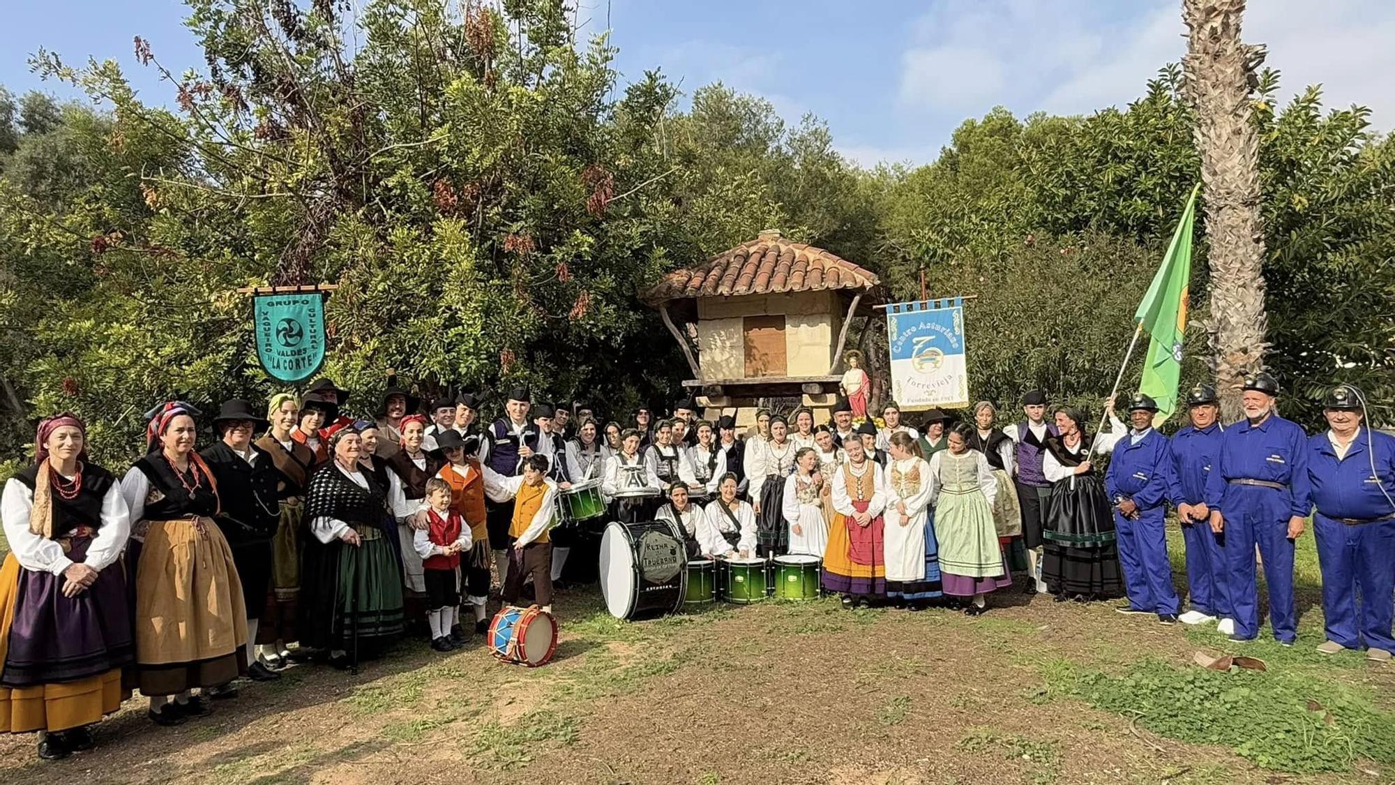 EN IMÁGENES: Así fue la fiesta de Santa Bárbara en el Centro Asturiano de Torrevieja