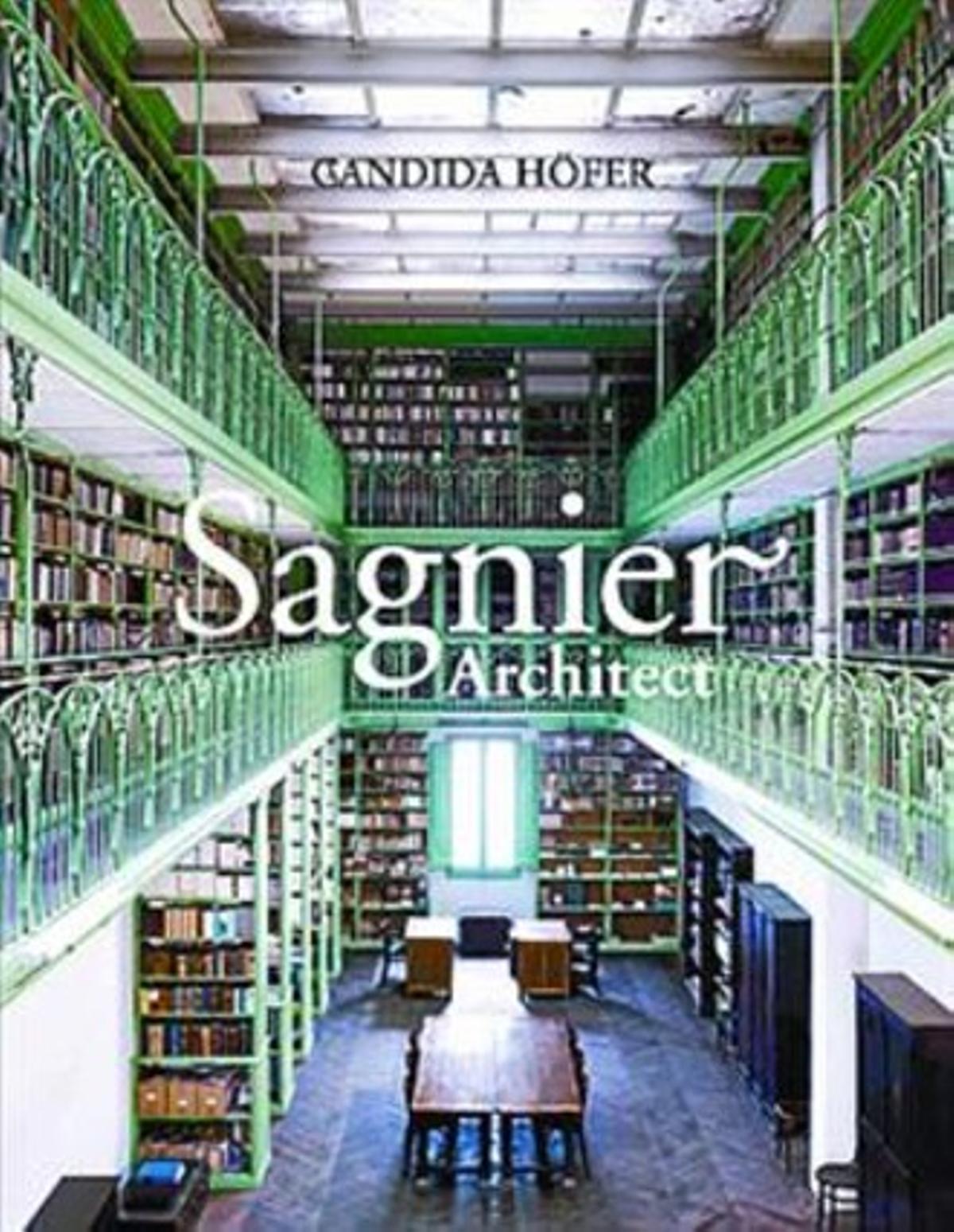 A la izquierda, vista del vestíbulo y de la primera planta del Palau de Justícia; a la derecha, la escalinata de entrada de la casa Garriga Nogués.