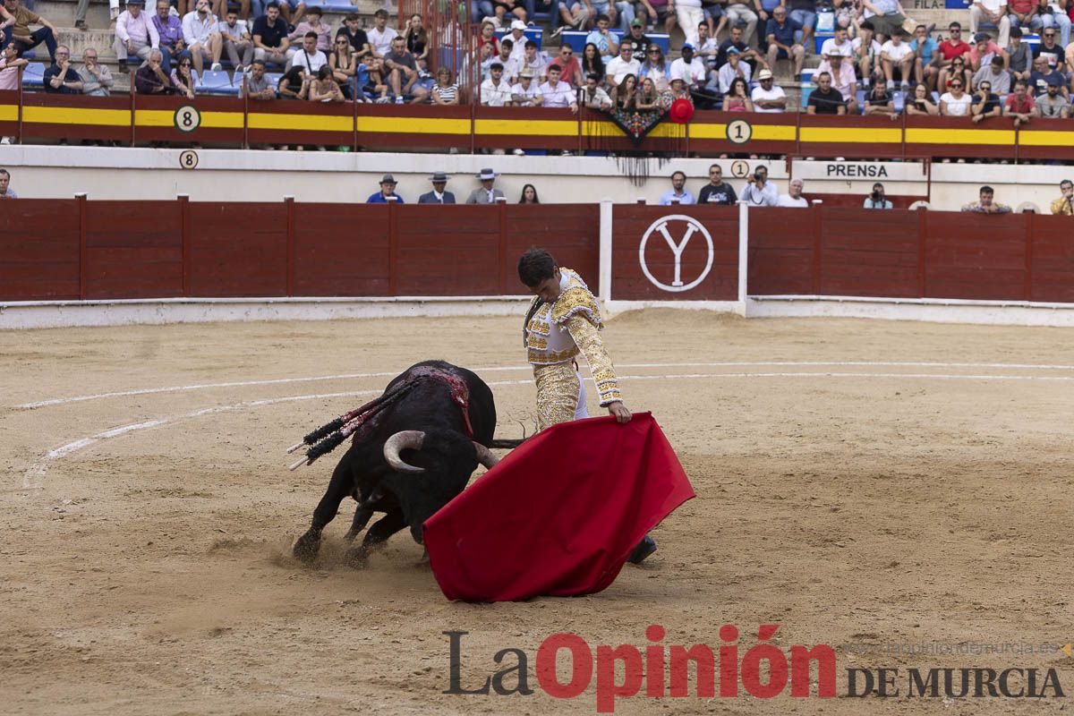 Tarde histórica en Abarán con la alternativa de José María Trigueros y el indulto de Tomás Rufo, junto a Castella salieron a hombros