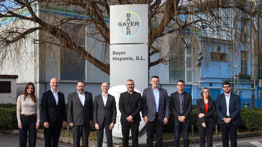 Javier Padilla, secretario de Estado de Sanidad: "Proyectos como la descarbonización de la planta de Bayer en Lada fortalecen la soberanía estratégica de España"