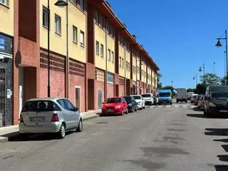 Coto Carcedo celebras las obras para crear más plazas de aparcamiento: "Aparcar en la calle aquí está fastidiado"