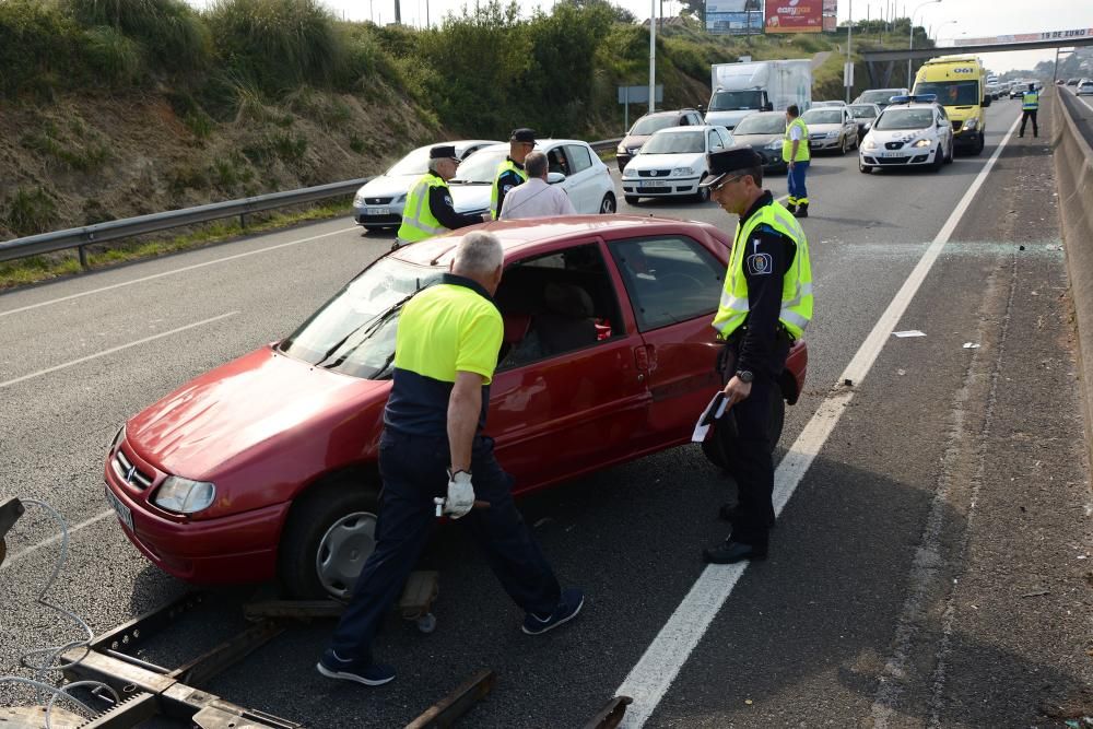 Un herido tras un vuelco en Alfonso Molina