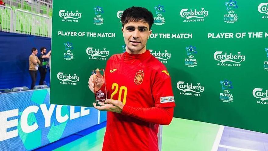 Novoa consolida su puesto en la Selección Española