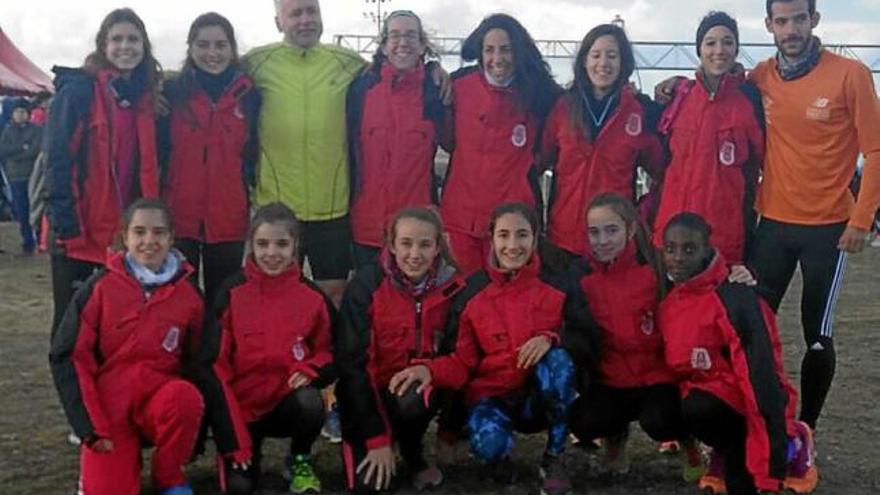 Sisè lloc femení del CAM  i subcampionat juvenil del CAI a l&#039;estatal de cros