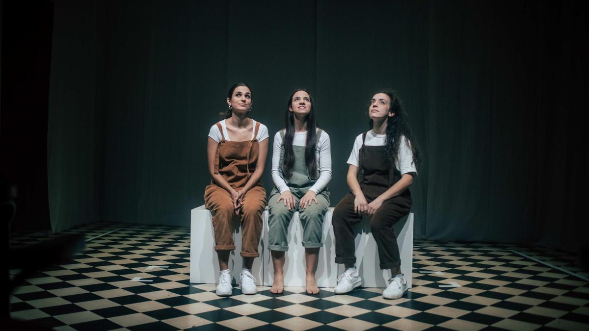 Laura Dorca, Clara Moraleda i Joana Roselló són el trio d’intèrprets de l’obra