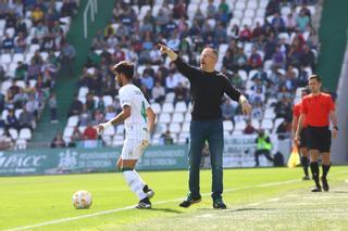 La «trituradora de entrenadores» de los rivales del Córdoba CF funciona al 85%