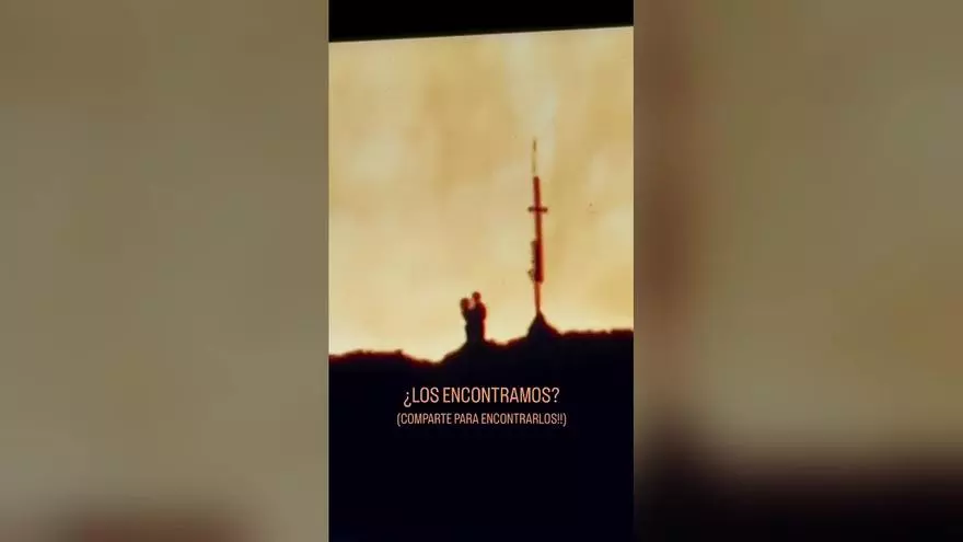 Un fotógrafo busca a una pareja a la que, de manera inesperada, sacó una foto: "Les gustaría saber que forman parte de esto"