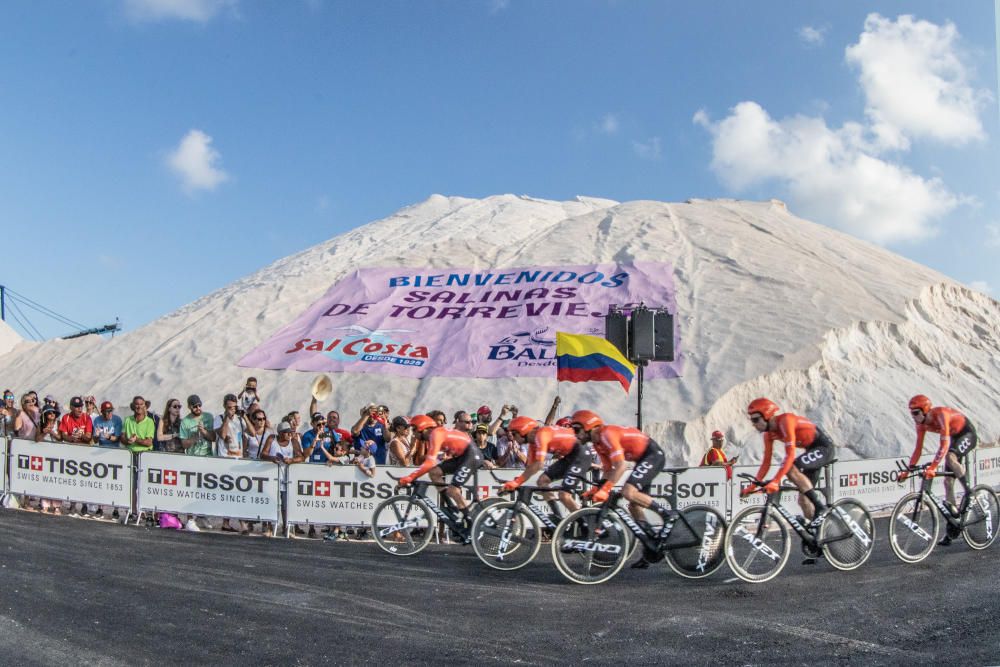 Así vivió Torrevieja la primera etapa de la Vuelta Ciclista a España 2019