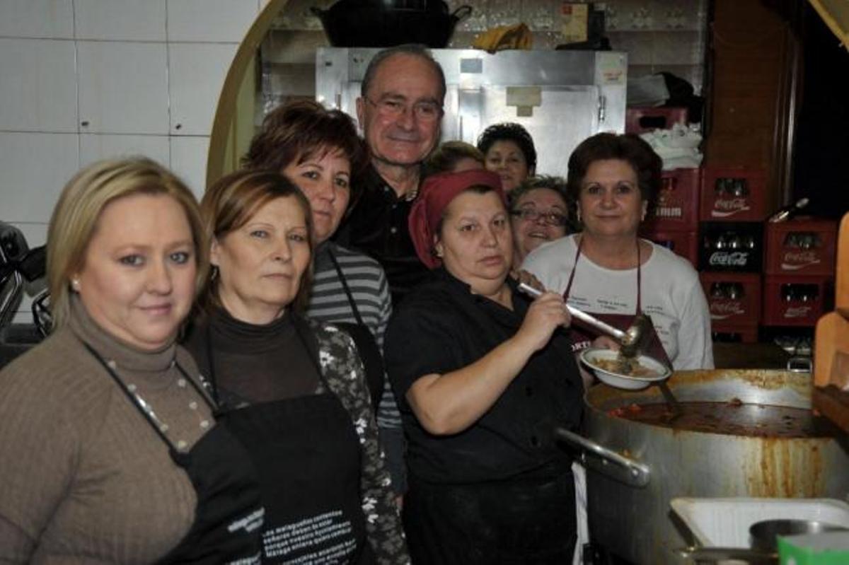 De la Torre lamenta "enormemente" la difusión de la foto manipulada