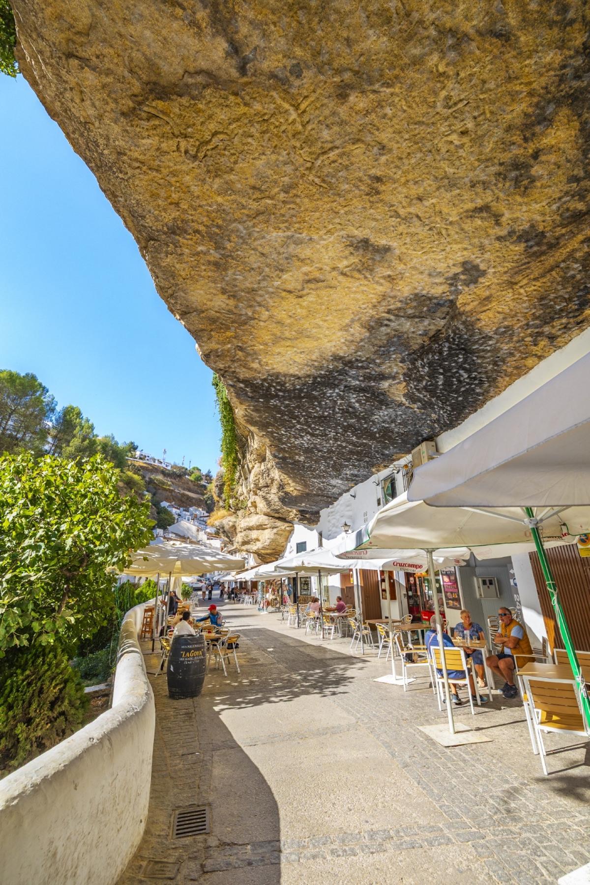 Setenil de las Bodegas. Ruta de los Pueblos Blancos.