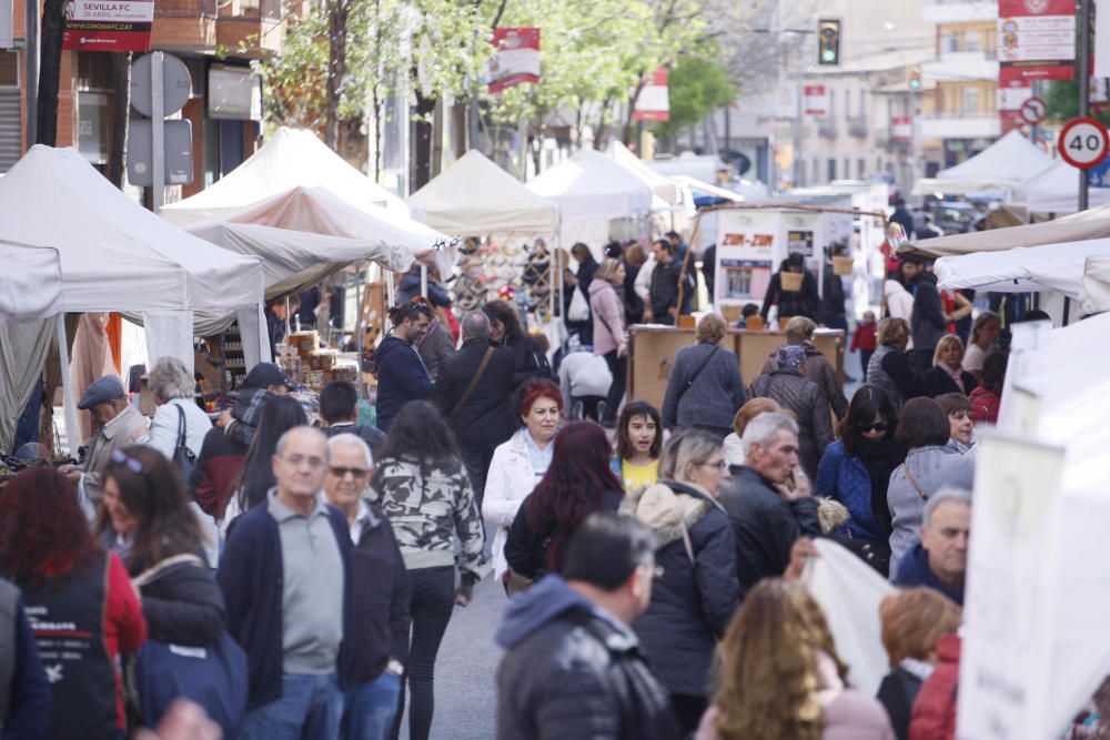 Festa del comerç i botiga al carrer al barri de Santa Eugènia