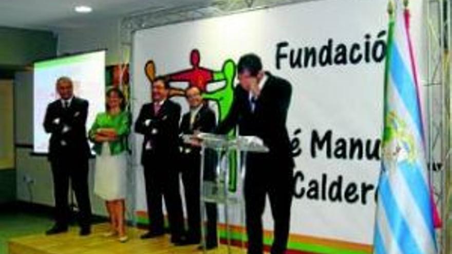 Calderón elogia &quot;los valores&quot; que le transmitió su familia