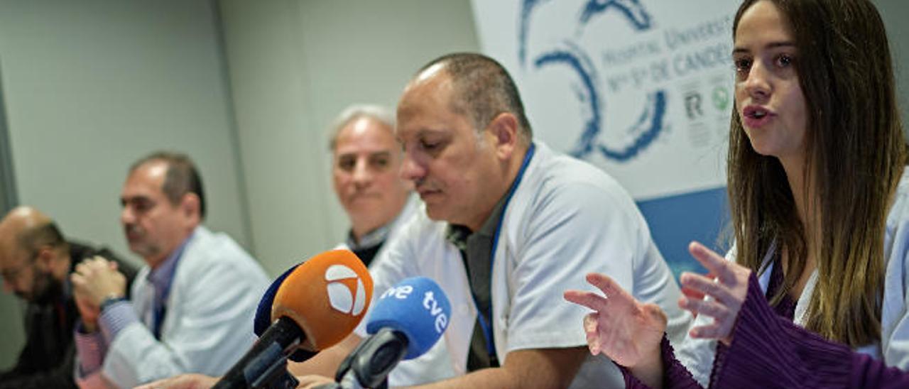 Investigadores de La Candelaria en la presentación del estudio.