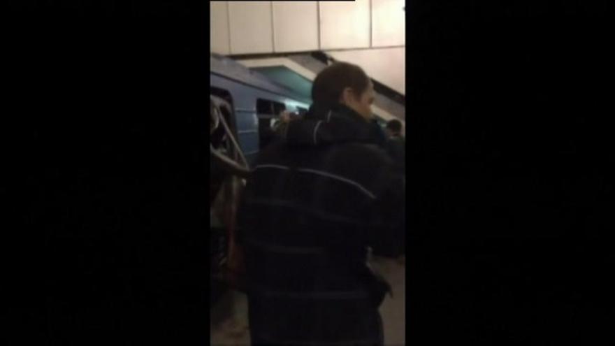 Vídeo / Caos en el metro de San Petersburgo tras la explosión