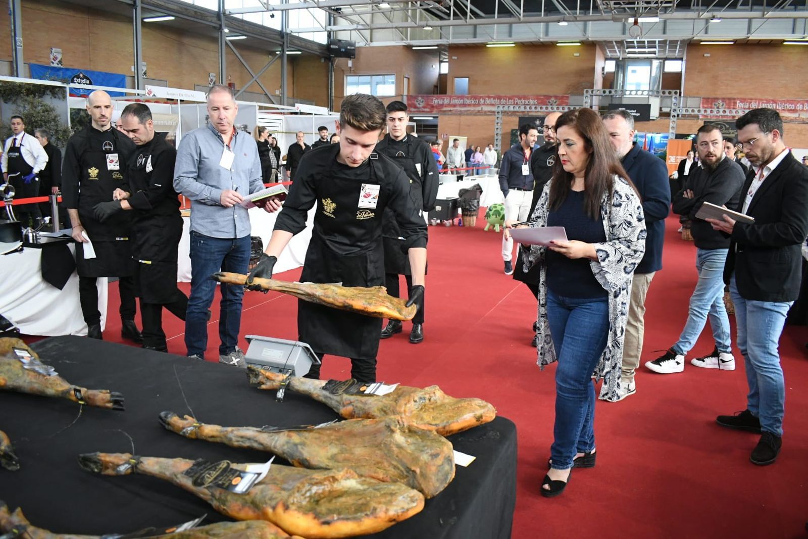 José Alcobendas, de Villanueva de Córdoba, gana el concurso nacional de cortadores de jamón