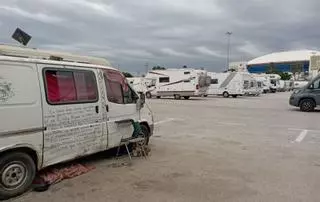 Critican la falta de control en el área municipal de autocaravanas del Carpena