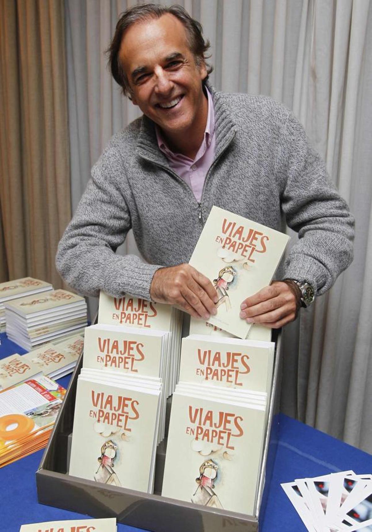 Francisco Arango, en la presentación del libro «Viajes en papel».
